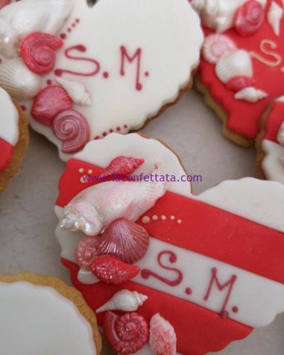 biscotti-matrimonio-cuore-rosso-bianco