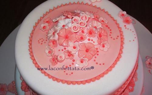 torta-matrimonio-toni-pesca-particolare-decorazione